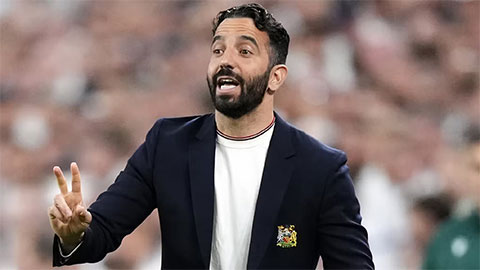  MU gửi đề nghị 34 triệu bảng mua 'quái vật tuyến giữa'